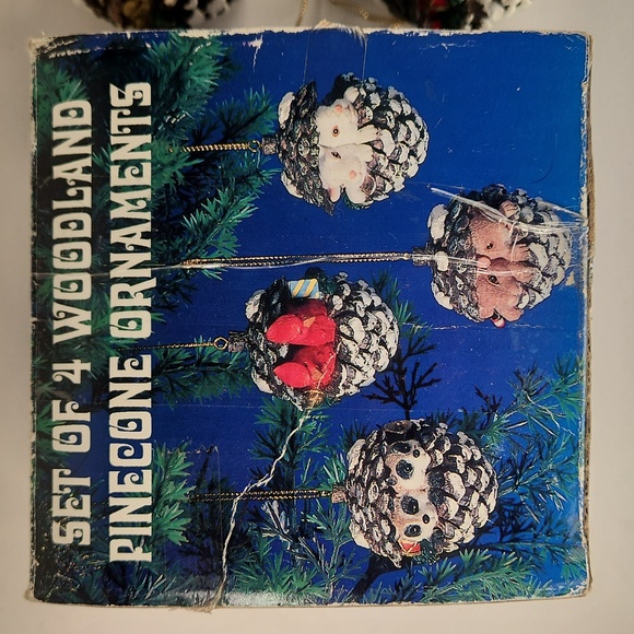 Set of 4 Woodland Pinecone Ornaments from 2003 - Picture 12 of 17